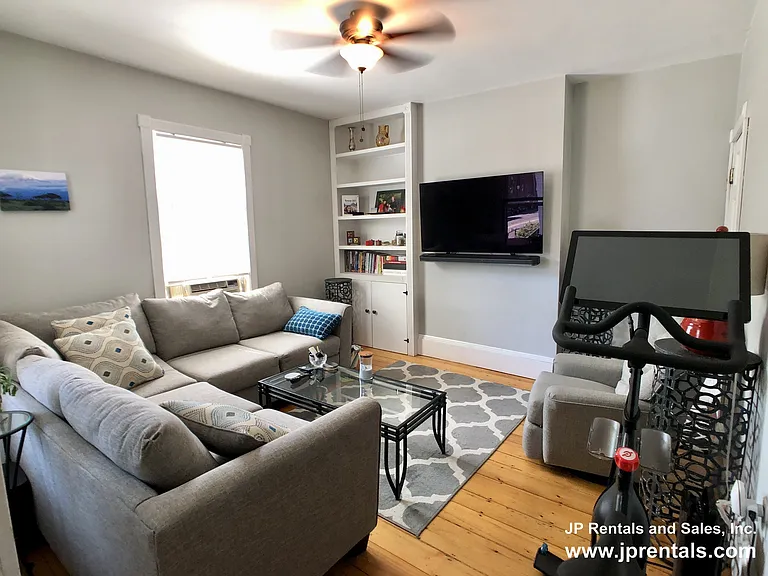 235 Amory St — Photo 6