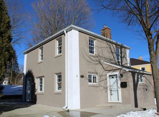 5611 Arbutus Ct, Greendale, WI 53129