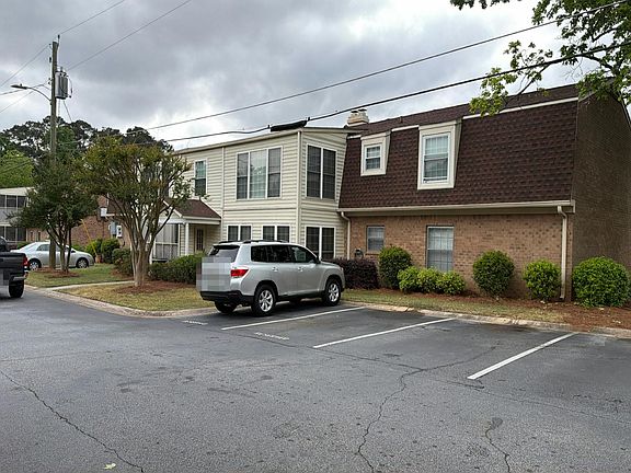 2nd image of 3825 Lavista Rd APT S4