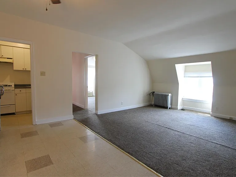 7174 Germantown Ave — Photo 14
