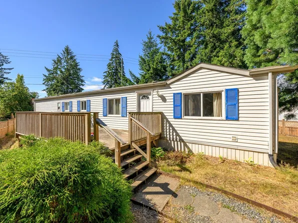 2179 Stadacona Dr, Comox, BC V9M 3P9