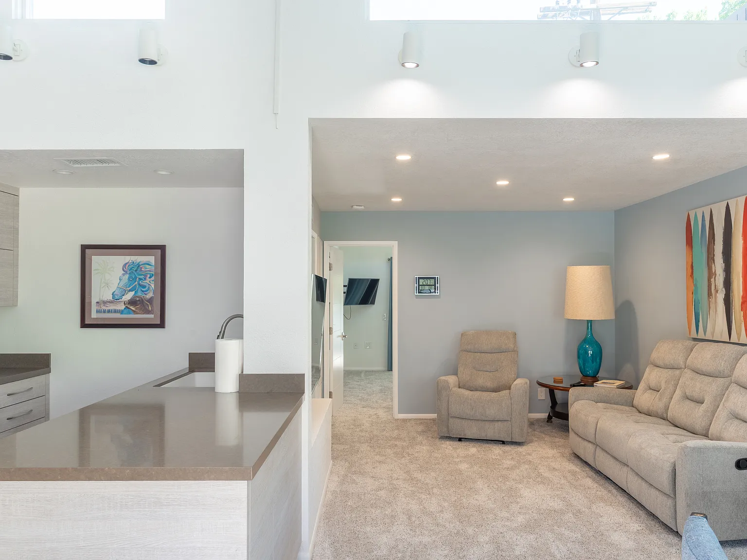 1 bed, 1.5 bath, 756 sqft, $1,950 — Photo 1