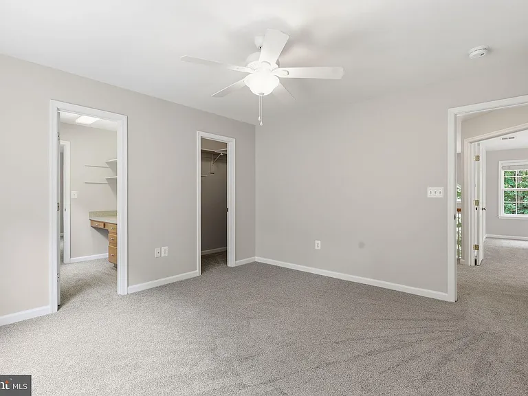 100 Spyglass Ln — Photo 22