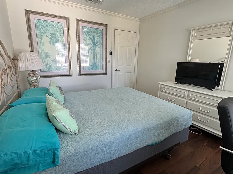 695 A1a N — Photo 3