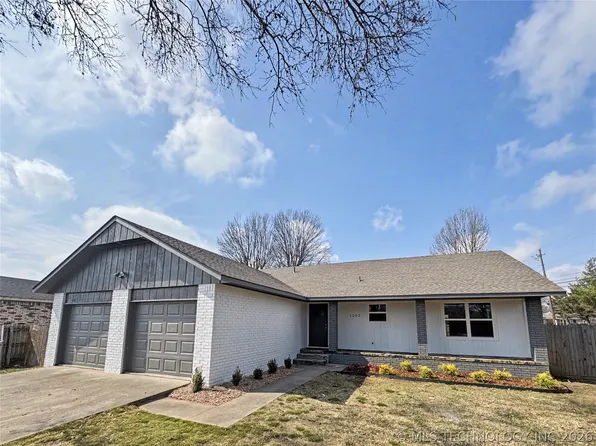 1202 S Ross Ave, Tahlequah, OK 74464