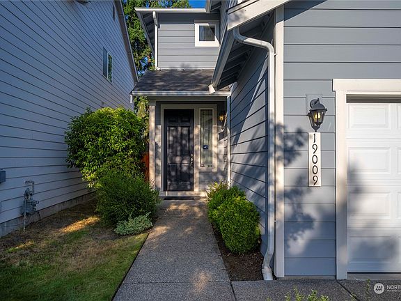 3rd image of 19009 97th Avenue Ct E