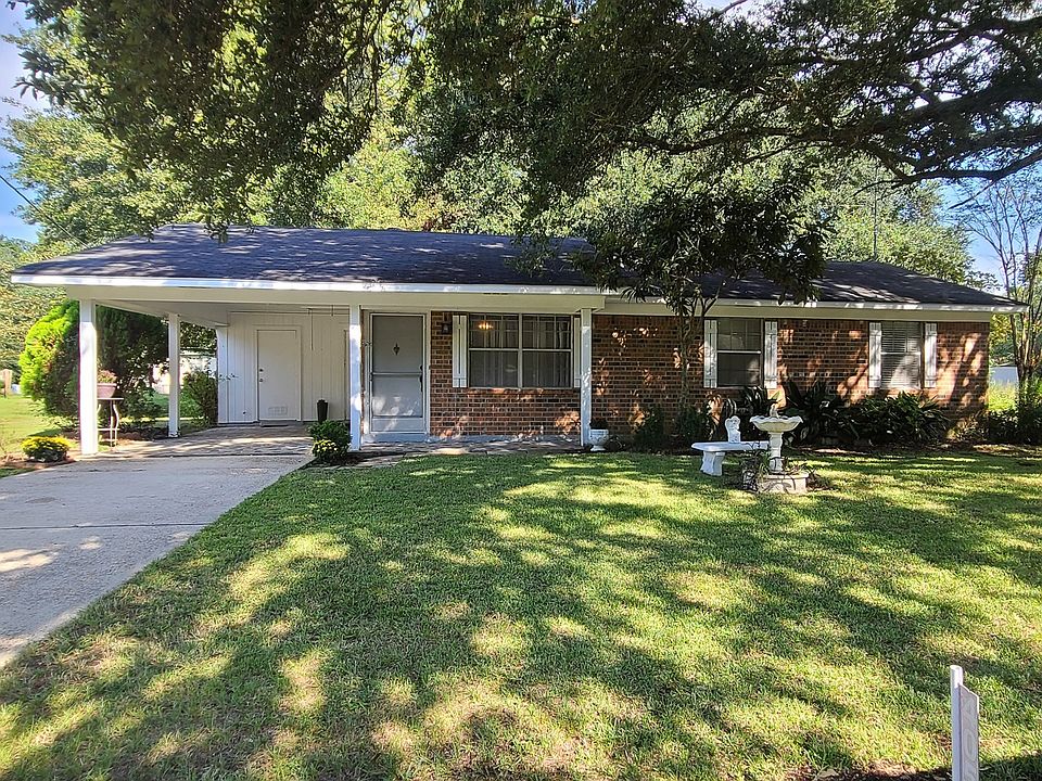 1st image of 405 Ramsey Dr