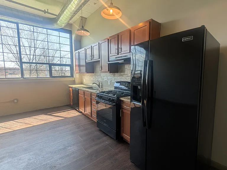 Seneca Street Lofts — Photo 18