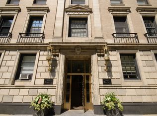 3100 N Sheridan Rd APT 12A, Chicago, IL 60657