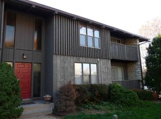 427 W 104th St, Kansas City, MO 64114