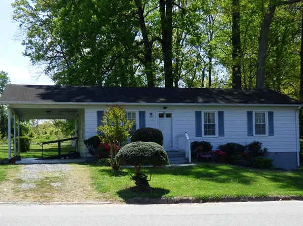 301 Glendale Dr, South Boston, VA 24592