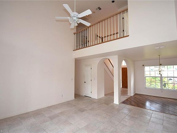 3rd image of 12646 Shannondale Ct