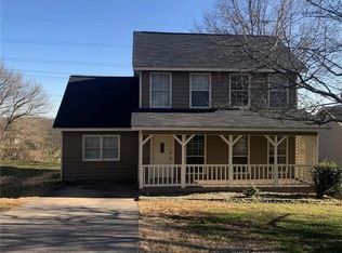 131 Mayflower Cres, Cartersville, GA 30120