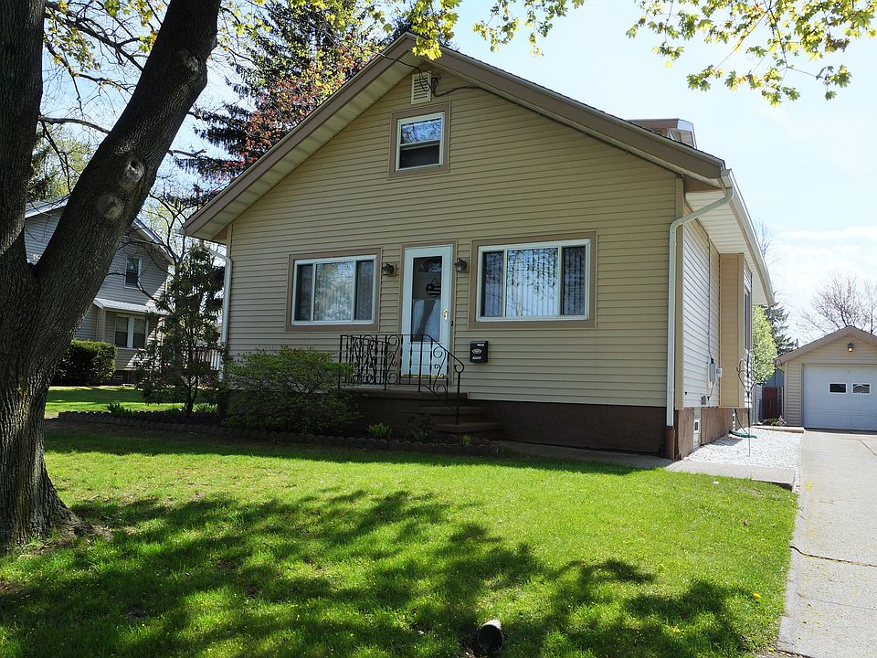 1st image of 2493 Nesbitt Ave