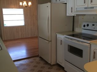 6137 N Ironwood Ln, Lantana, FL 33462