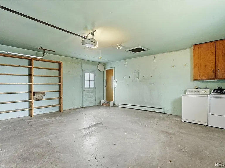 3290 Ward Rd — Photo 7