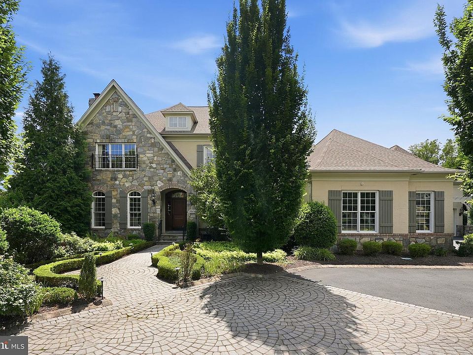 1st image of 9842 Corsini Ct