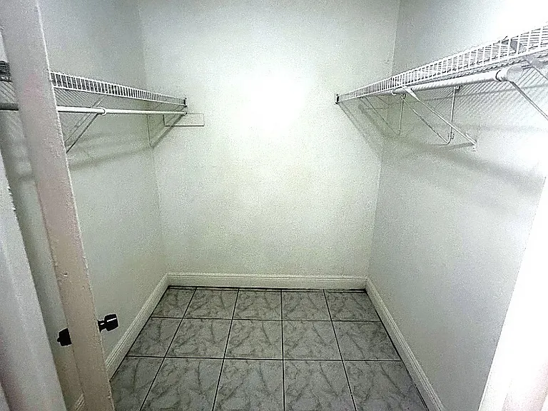 Unit Photo