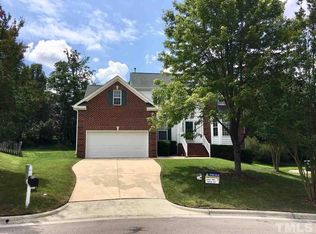 203 Castlebury Creek Ct, Cary, NC 27519