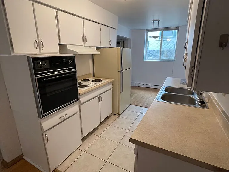 3805 Bryant Ave S — Photo 19