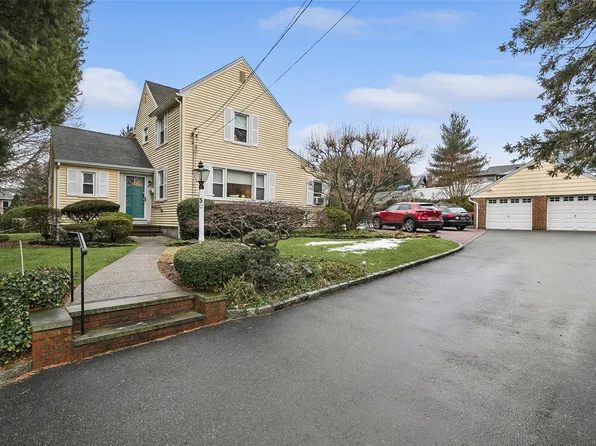 50 Valentine Avenue, Glen Cove, NY 11542