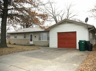 717 S 34th St, Parsons, KS 67357