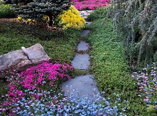 386 Valley Rd, Fairfield, CT 06825