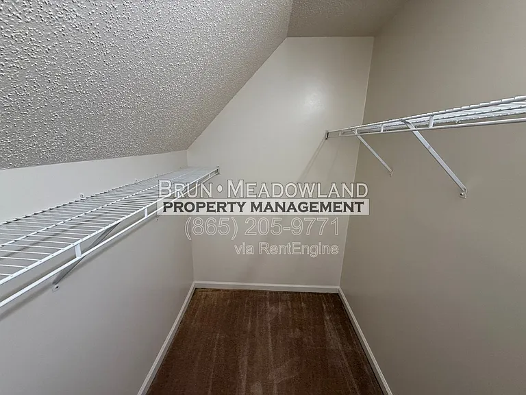 6523 Doe Creek Way — Photo 27