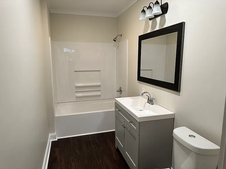 426 Bellevue St — Photo 3