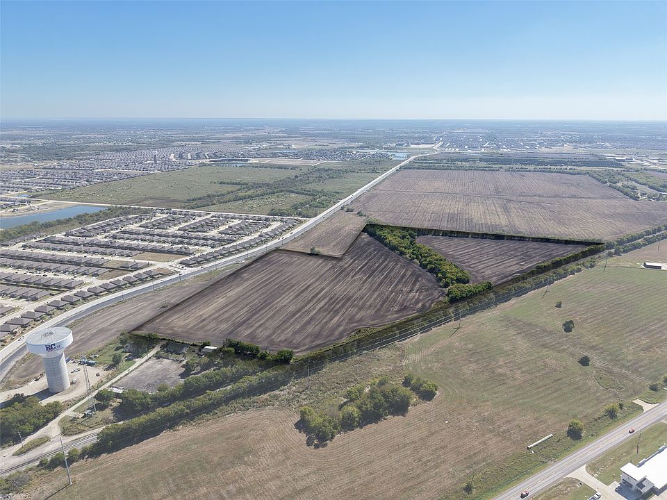 2nd image of 0 N Fm 2642 Blvd