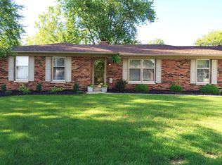 3952 E Clover St, Columbus, IN 47203