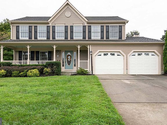 3rd image of 901 Millstone Ct