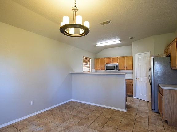 4th image of 1809 Basalt Dr