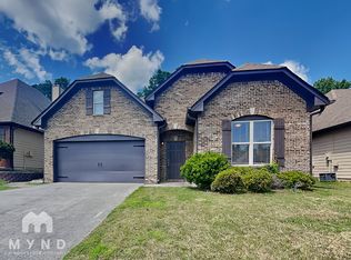 1192 Washington Dr, Moody, AL 35004