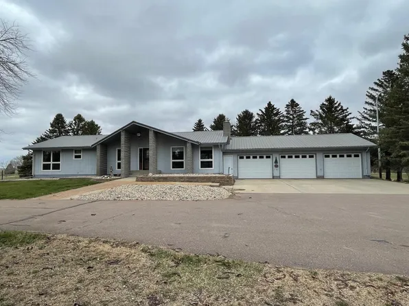 38506 128th St, Aberdeen, SD 57401