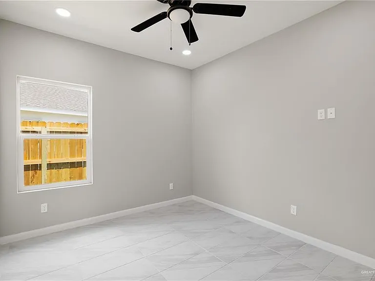 3912 Las Vistas Ln #1 — Photo 17