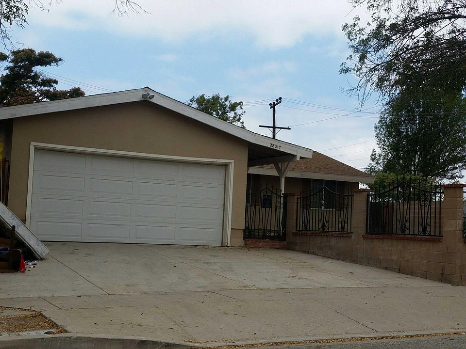 1st image of 28017 Eaglecrest Ave