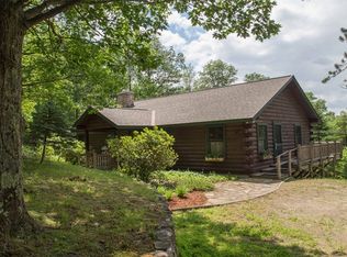 309 Quaker Mountain Rd, Wilmington, NY 12997