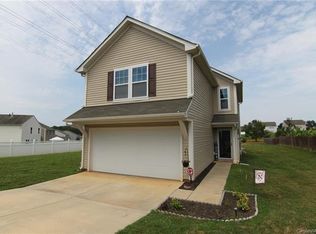 3231 Pikes Peak Dr, Gastonia, NC 28052