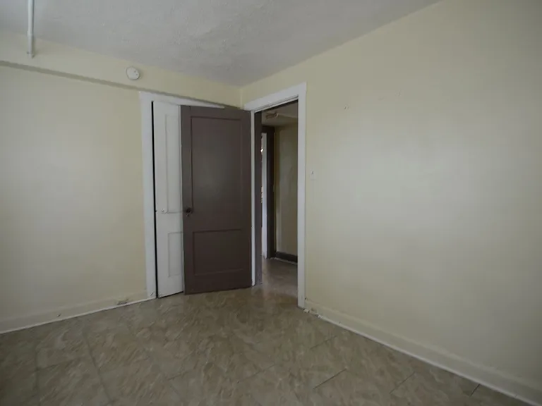 2532 Highland Ave — Photo 7