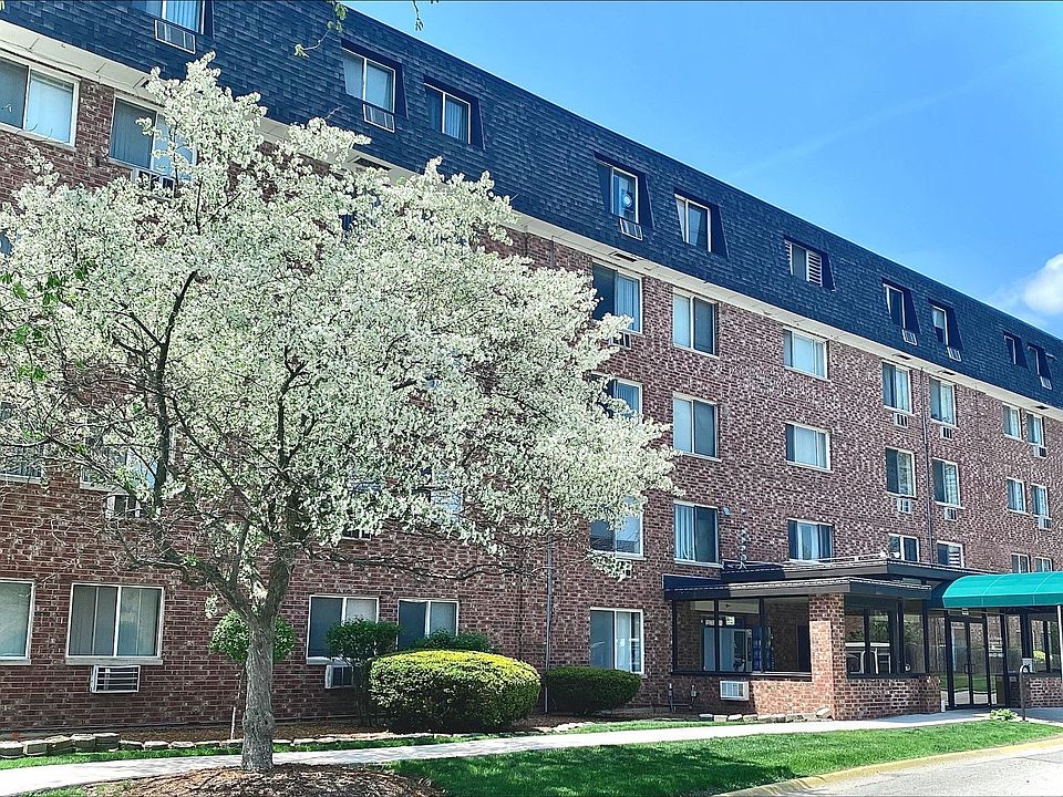 Bartlett Court Apartments 5021 Valley Ln Streamwood IL Zillow