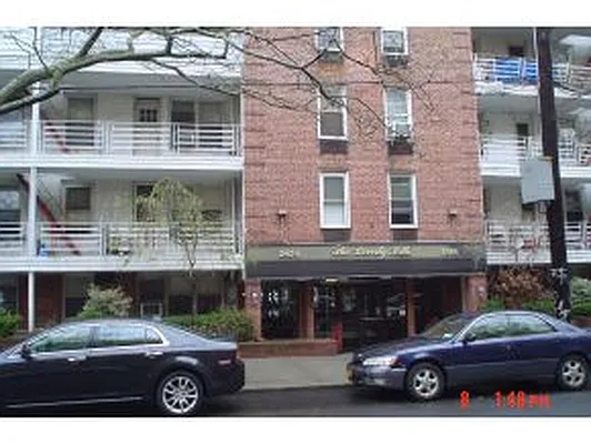 Sold by Citiwide Brokerage | media 17