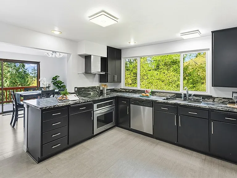 13133 66th Pl NE — Photo 13