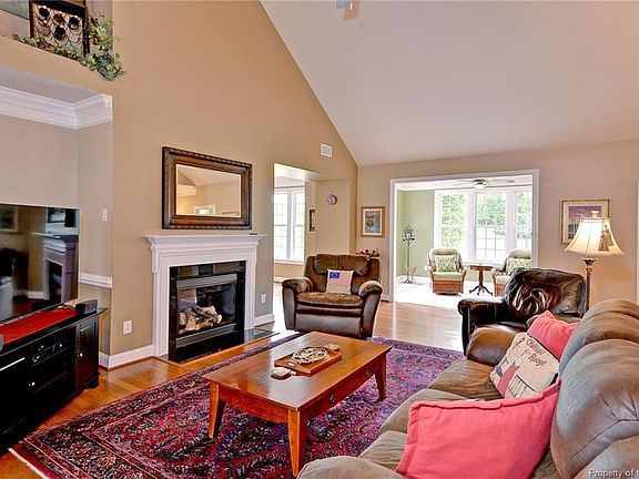 5th image of 4727 Westhampton