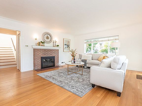 4th image of 1120 N 10th St