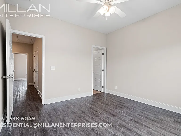 208 Drayton Dr — Photo 23