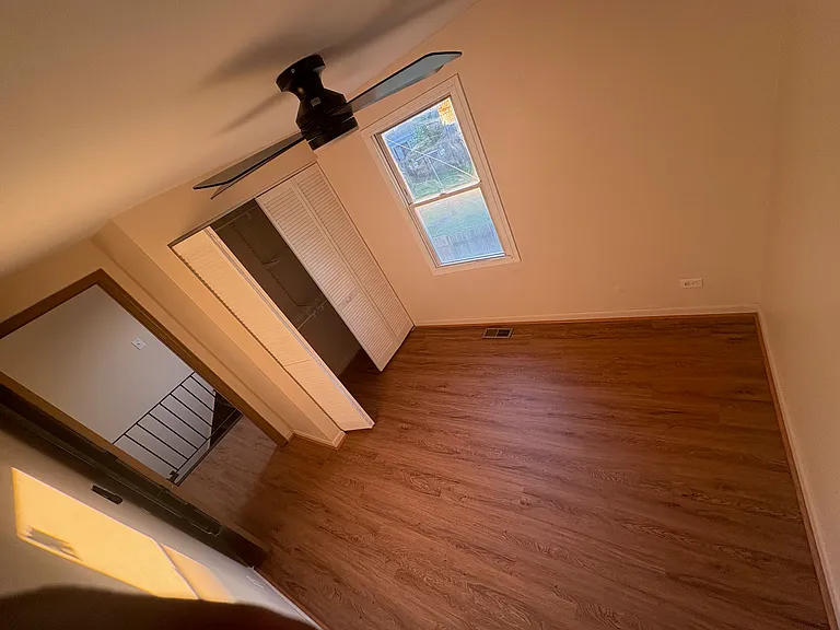 1135 Williamsburg Rd — Photo 10