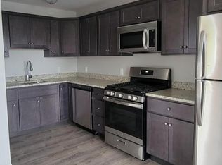 270 Mulberry St, Fall River, MA 02721