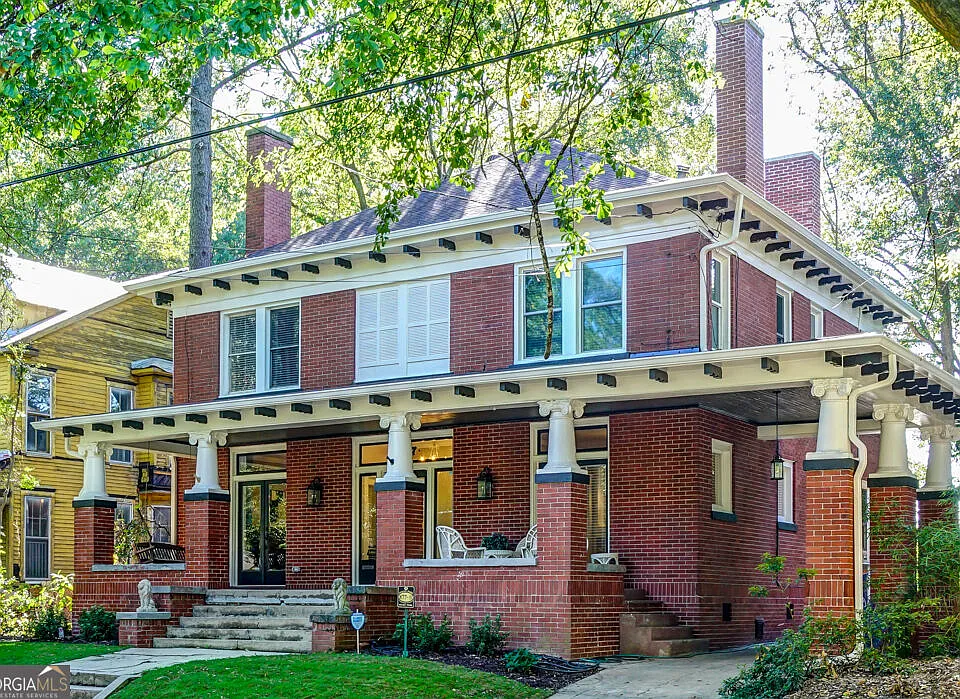 877 Edgewood Ave NE