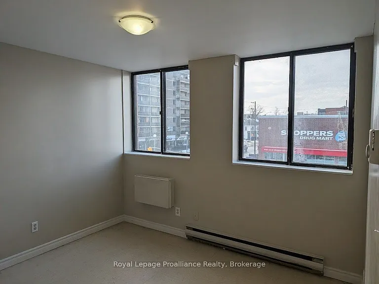 328 Aylmer St N #301 — Photo 4